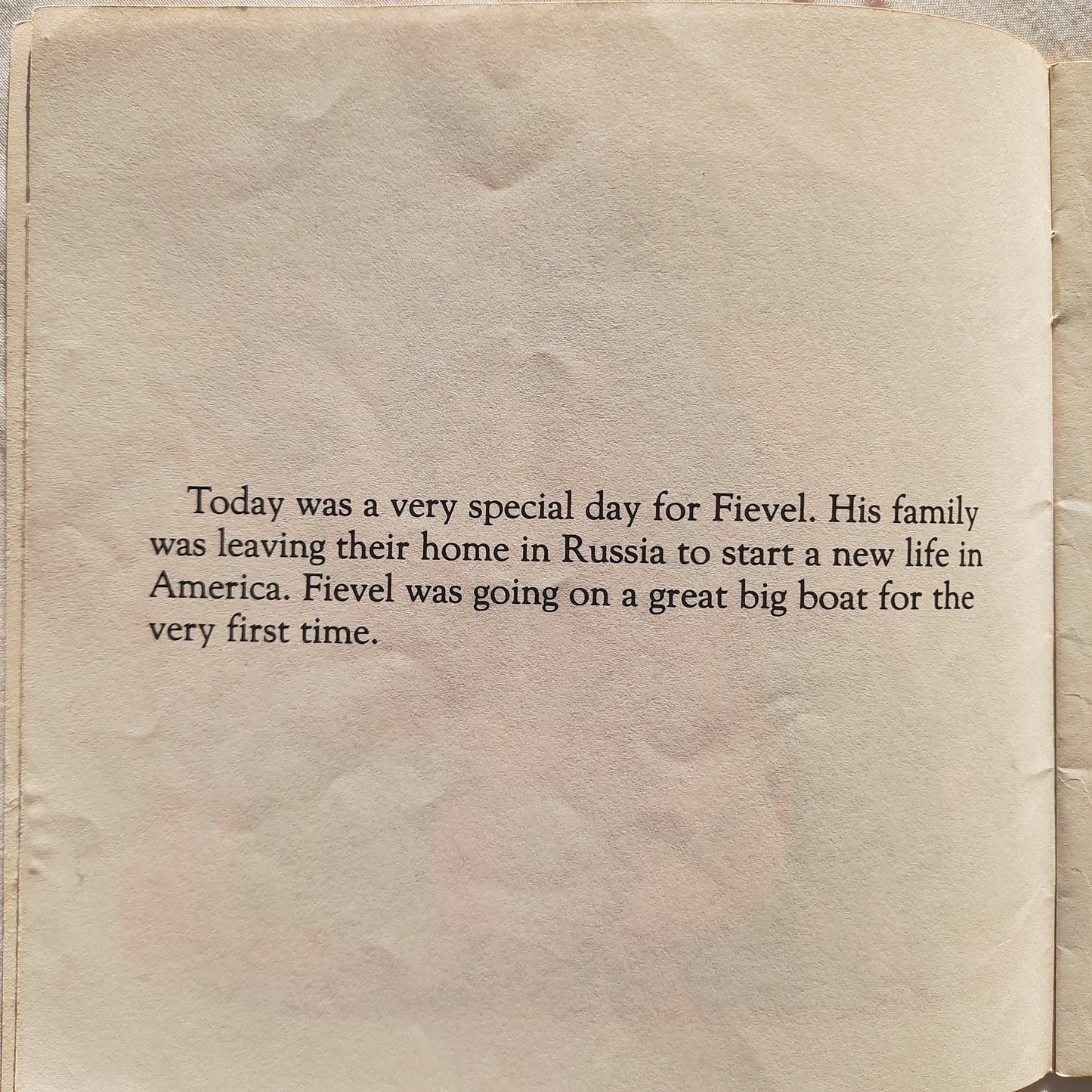 An American Tail: Fievel's Boat Trip by Michael Teitelbaum (McDonald's, Good, 1986, Pbk, 24 pages, Universal City Studios)