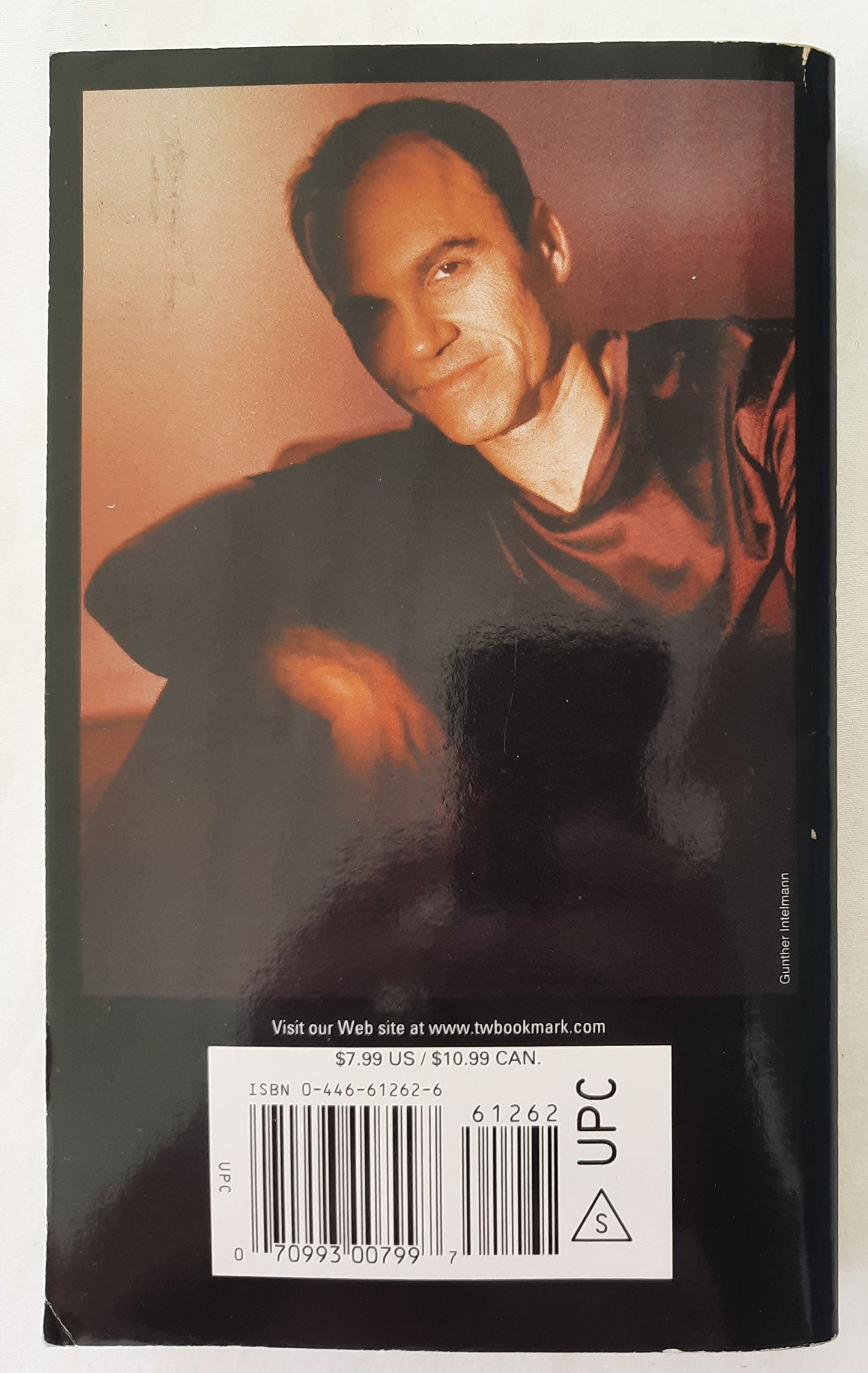 Reversible Errors by Scott Turow (Very good, 2003, Pbk, 553 pages, Warner Vision Books)