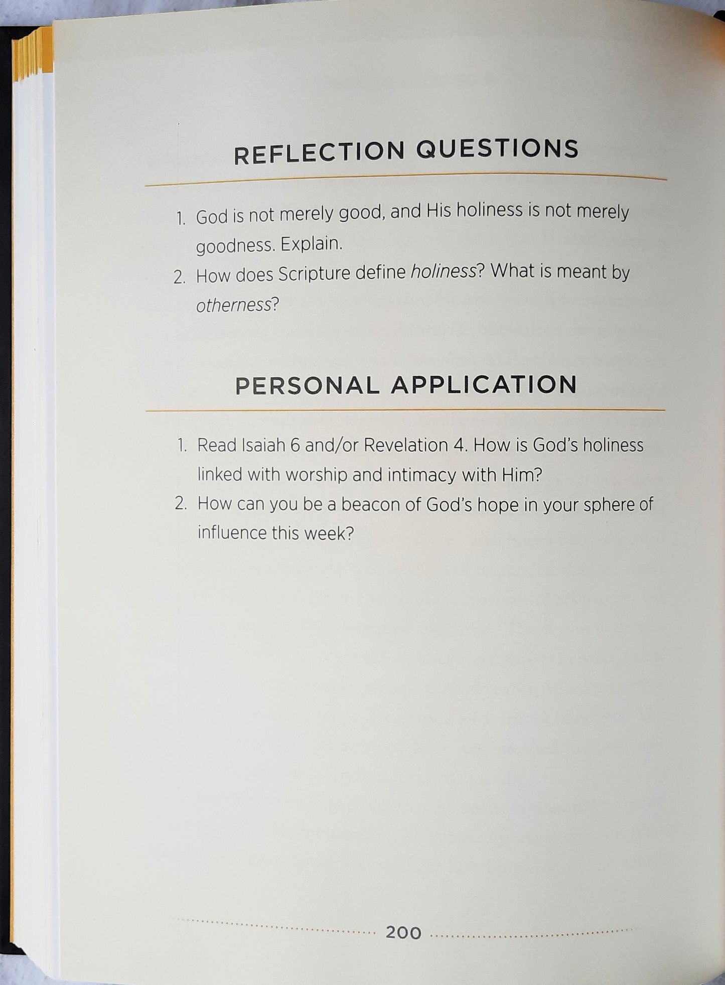The Logic of God: 52 Christian Essentials for the Heart and Mind by Ravi Zacharias (Very good, 2019, HC, 306 pages, Zondervan)