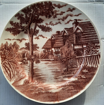 Vintage English Cottage 9.25" Decorative Plate Made in Japan - Very good condition