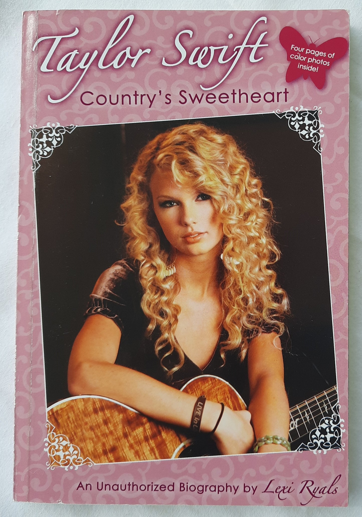 Taylor Swift: Country's Sweetheart by Lexi Ryals (Very good, 2008, Pbk, 128 pgs, Price Stern Sloan)