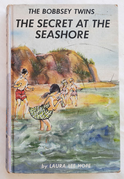 The Bobbsey Twins: The Secret at the Seashore by Laura Lee Hope (Good, 1962, HC, 174 pages, Grosset & Dunlap)