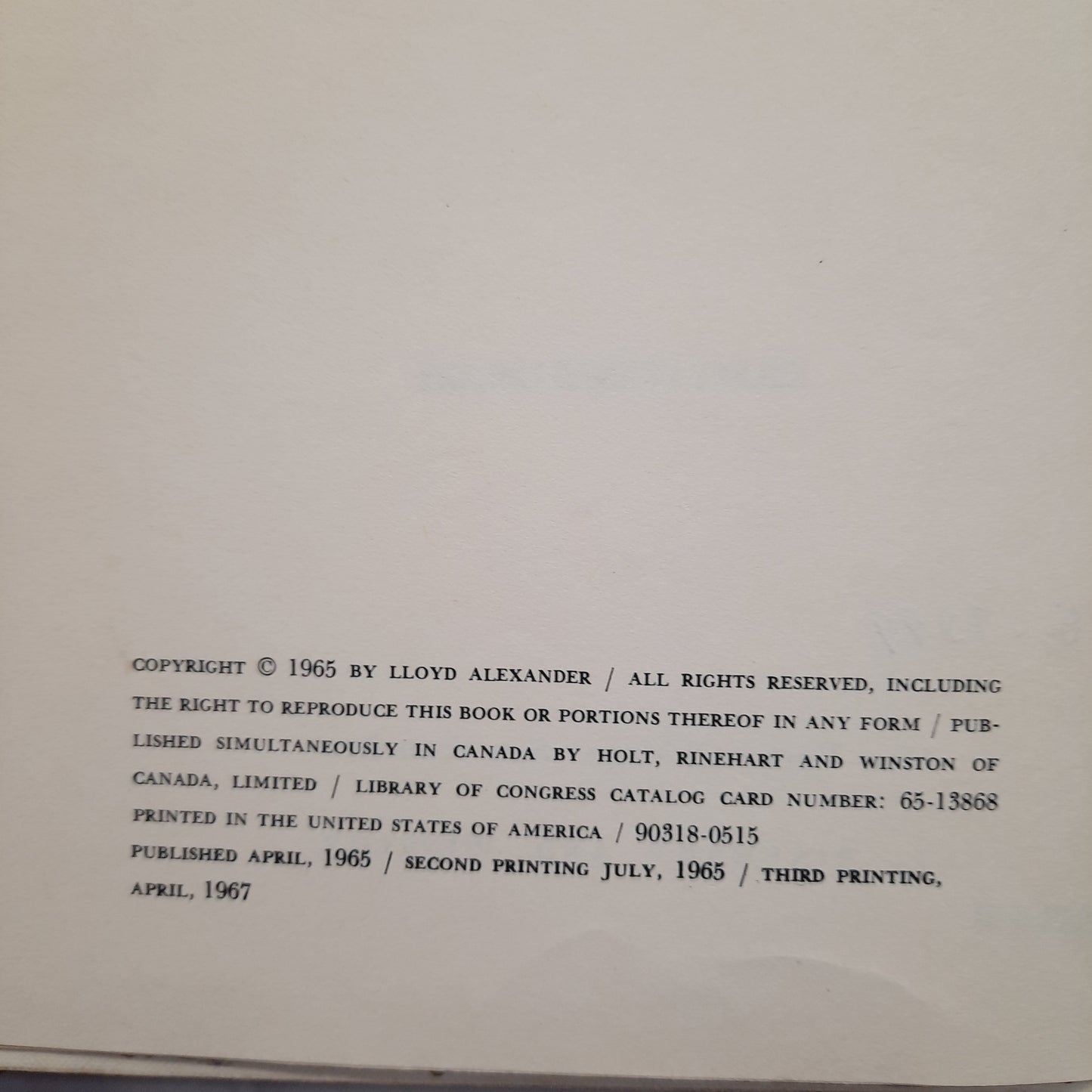 The Black Cauldron by Lloyd Alexander (Acceptable, 1967, HC, 224 pages, Holt Library Edition)