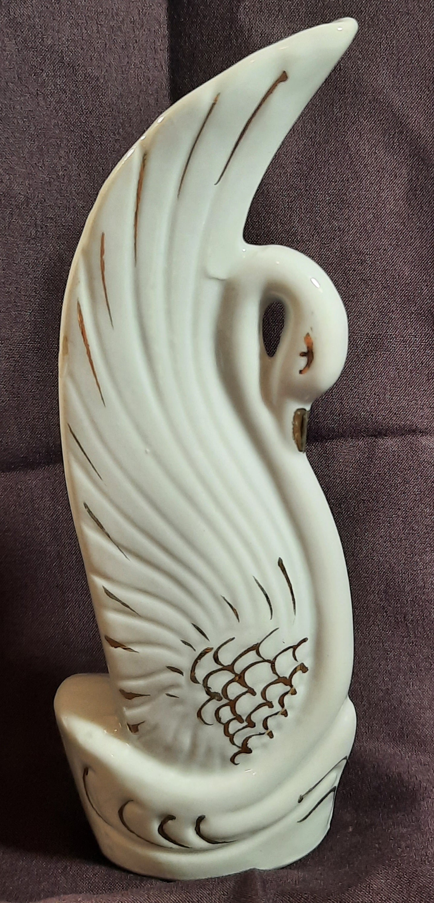 Vintage Porcelain Swan Bud Vase with Gold trim Made in China 6"