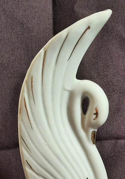 Vintage Porcelain Swan Bud Vase with Gold trim Made in China 6"