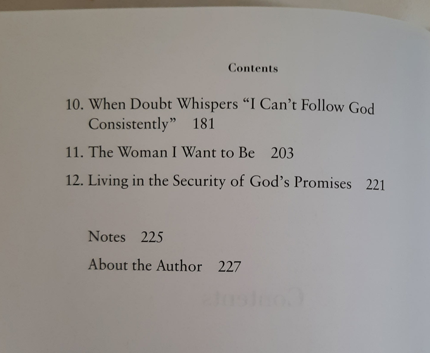 A Confident Heart: How to Stop Doubting Yourself and Live in the Security of God's Promises by Renee Swope (New, 2021, Pbk, 228 pages, Revell)