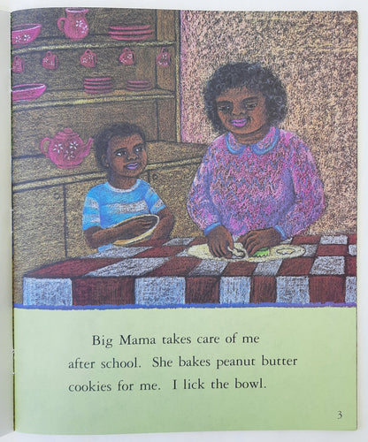 Big Mama and Grandma Ghana by Angela Shelf Meclearis (Very good, 1994, Pbk, 24 pages, Scholastic)