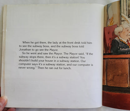 Jonathan Cleaned Up-Then He Heard a Sound by Robert N. Munsch (Good, 2005, Pbk, 32 pages, Annick Press)