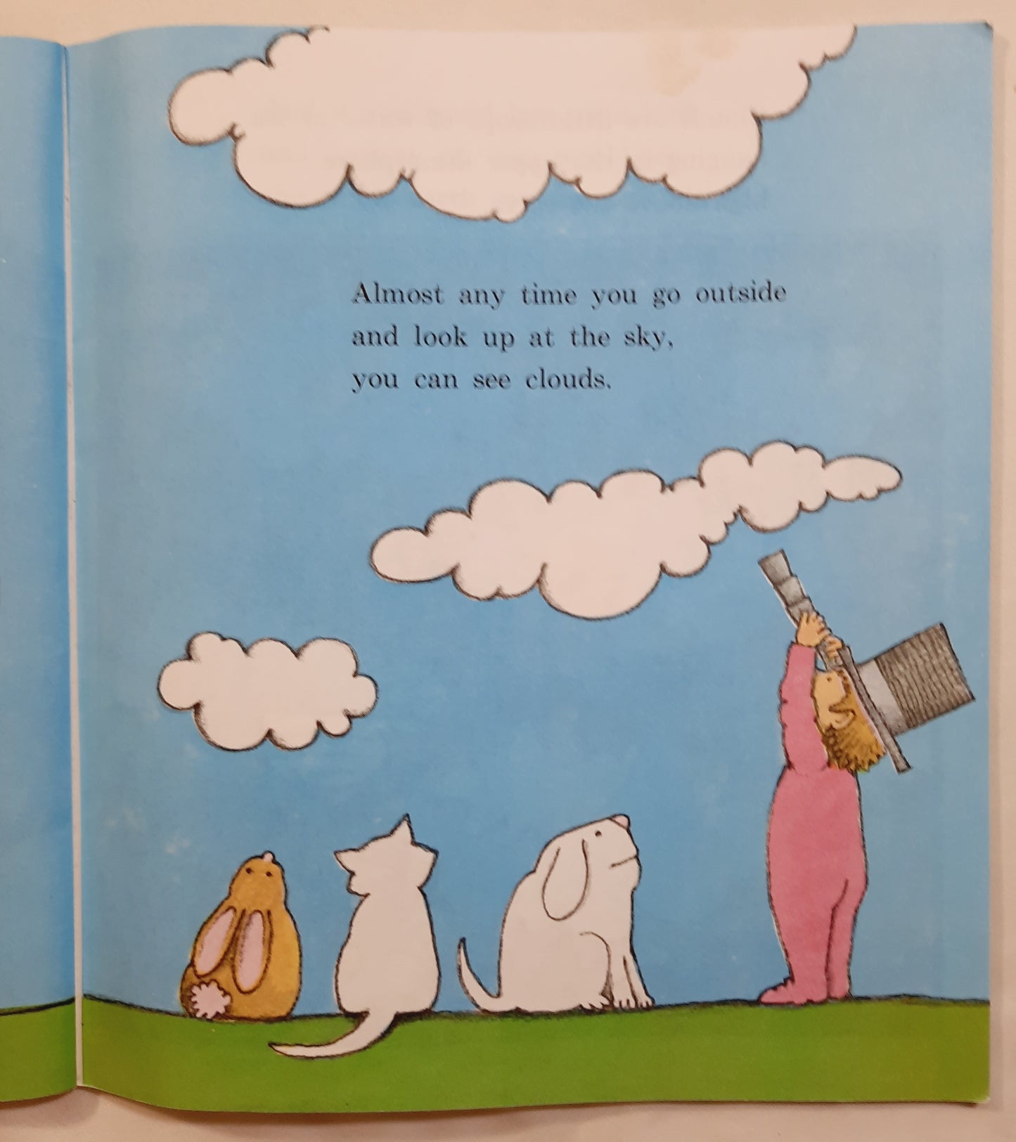 The Cloud Book by Tomie de Paola (Good, 1975, Pbk, 32 pages, Scholastic)