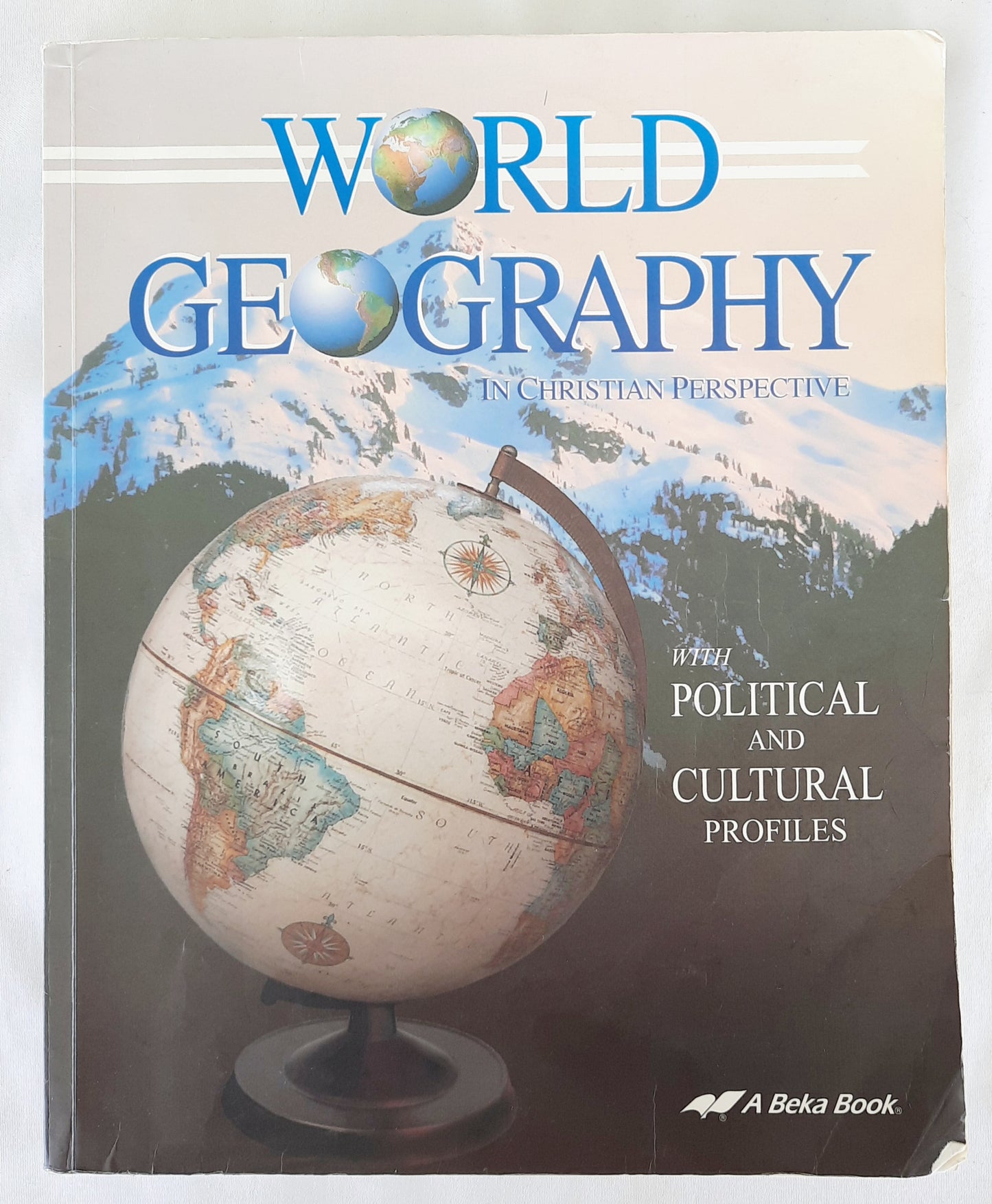 Abeka World Geography in Christian Perspective Student Textbook (Good, 2009, Pbk, 286 pages)