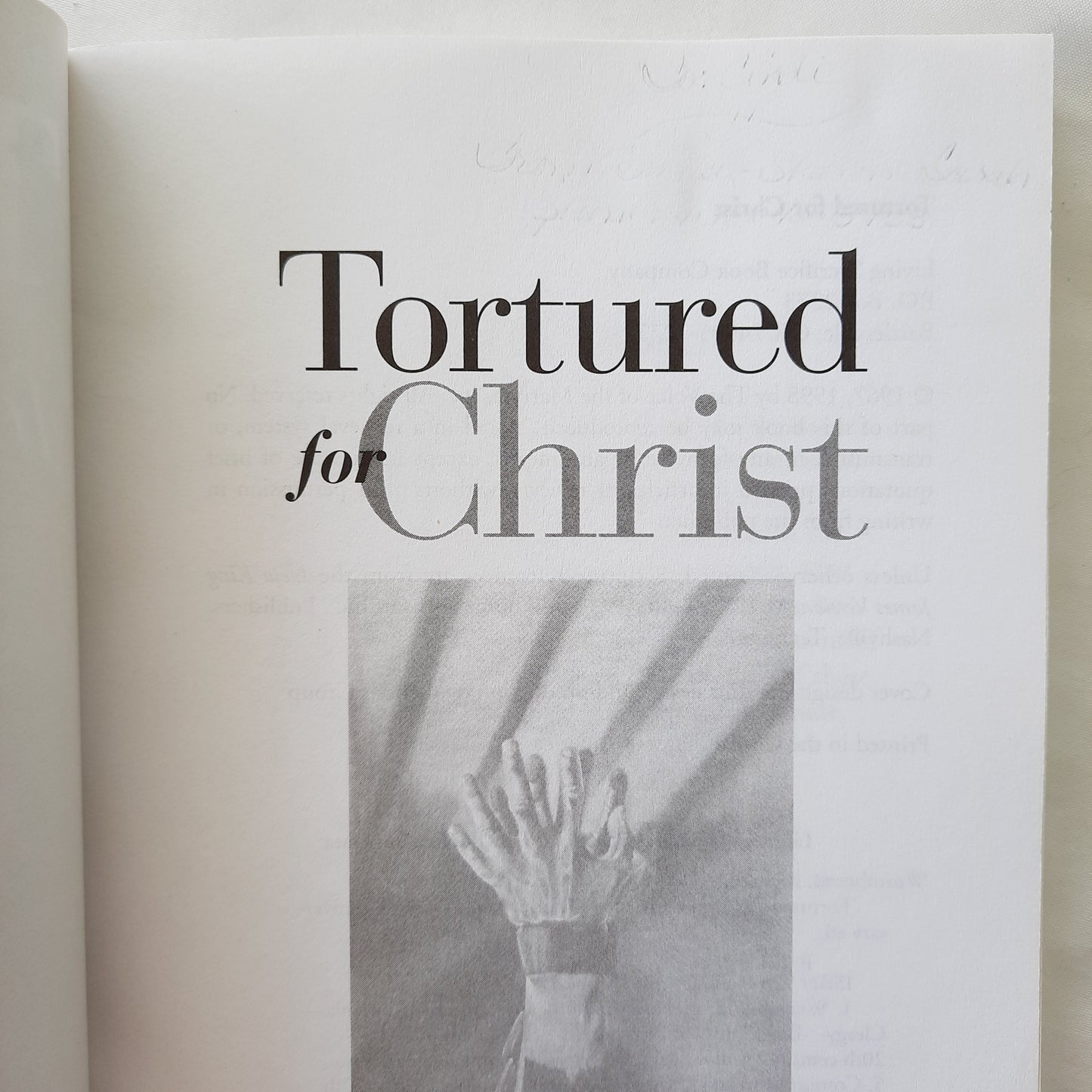 Tortured for Christ by Richard Wurbrand (Good, 1998, Pbk, 170 pages, Living Sacrifice Book Co.)