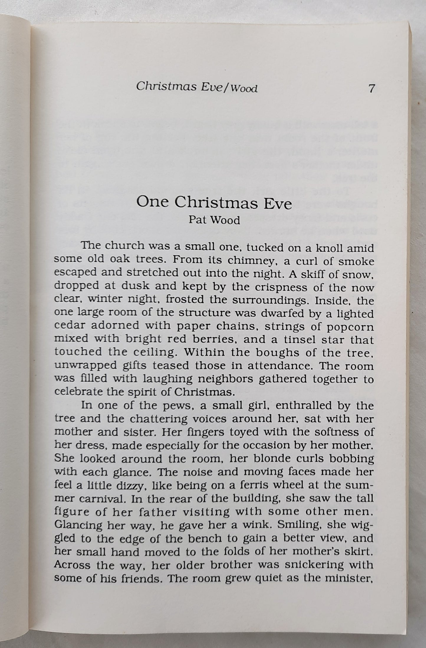 Christmas in the Ozarks edited by Frank Reuter (Good, 1993, Pbk, 144 pages, White Oak Publishing)