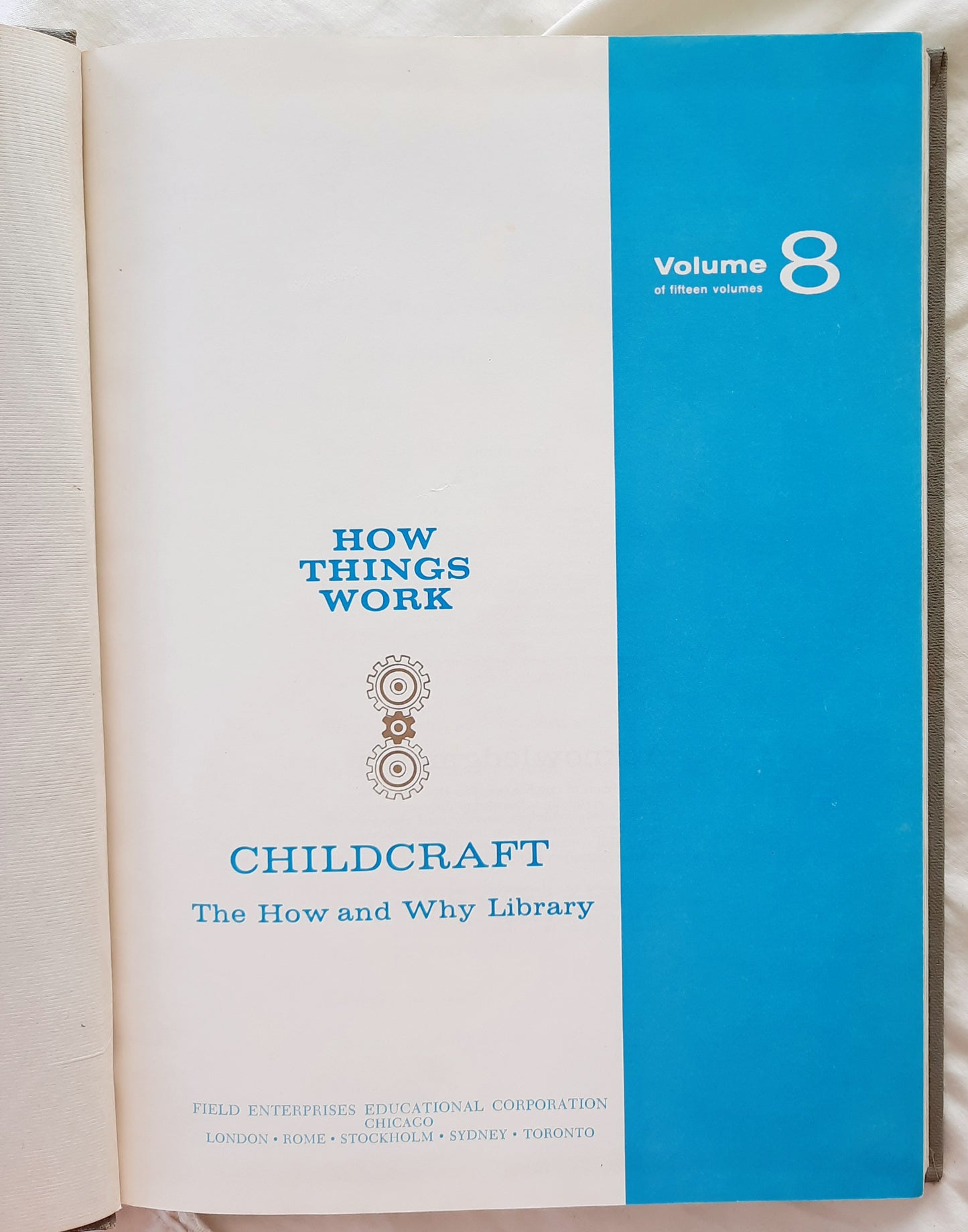 Childcraft: The How and Why Library Volume 8 by Field Enterprises Education (Good, 1965, HC, 336 pages)