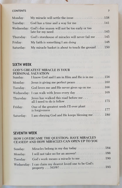 A Daily Guide to Miracles and Successful Living Through Seed-Faith by Oral Roberts (Good, 1975, Pbk, 367 pages, Pinoak Publications)