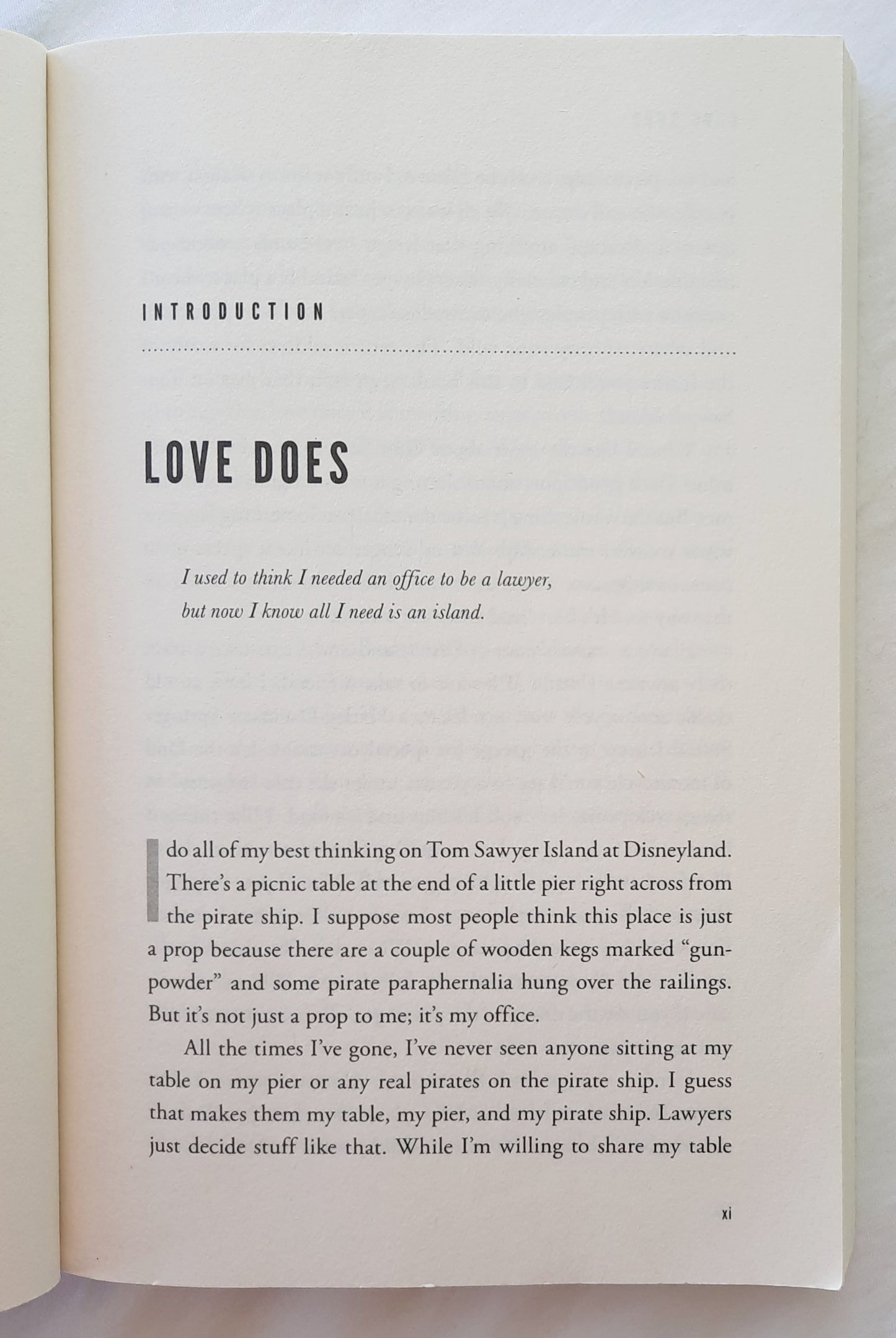 Love Does by Bob Goff (Good, 2012, Pbk, 224 pages, Nelson Books)