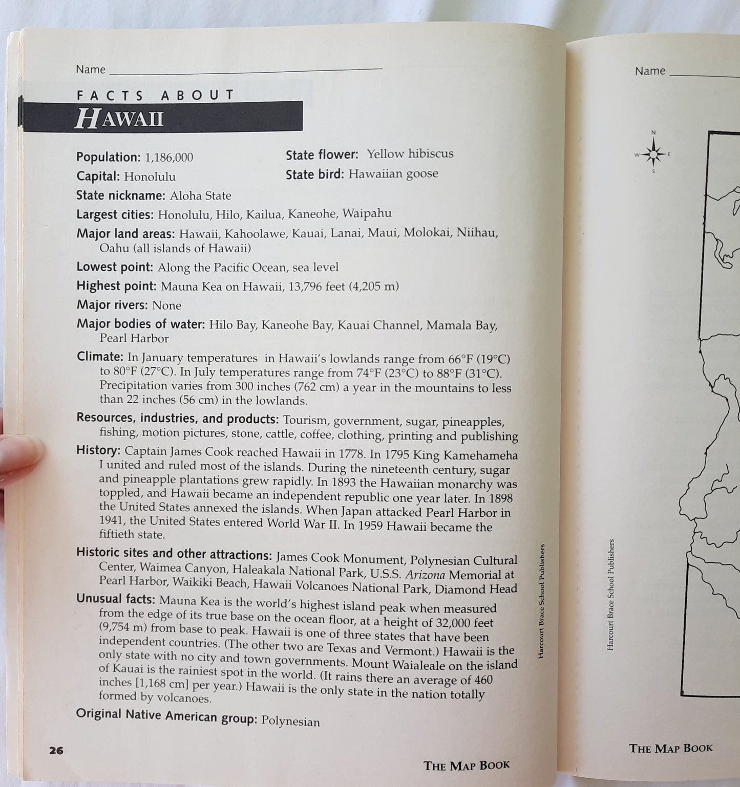 Social Studies: The Map Book by Harcourt Brace & Co. (Very good, 1998, Pbk, 176 pages)