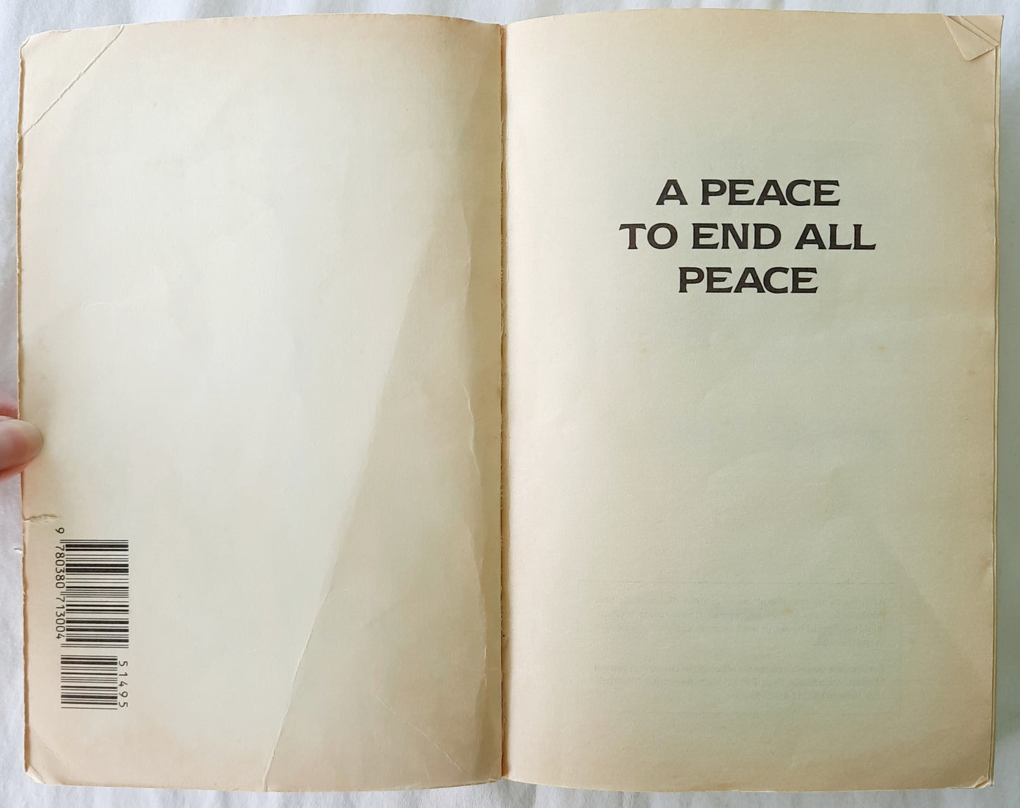 A Peace to End All Peace: The Fall of the Ottoman Empire and the Creation of the Modern Middle East by David Fomkin (Very Good, 1990, Pbk, 635 pages, Avon Books)