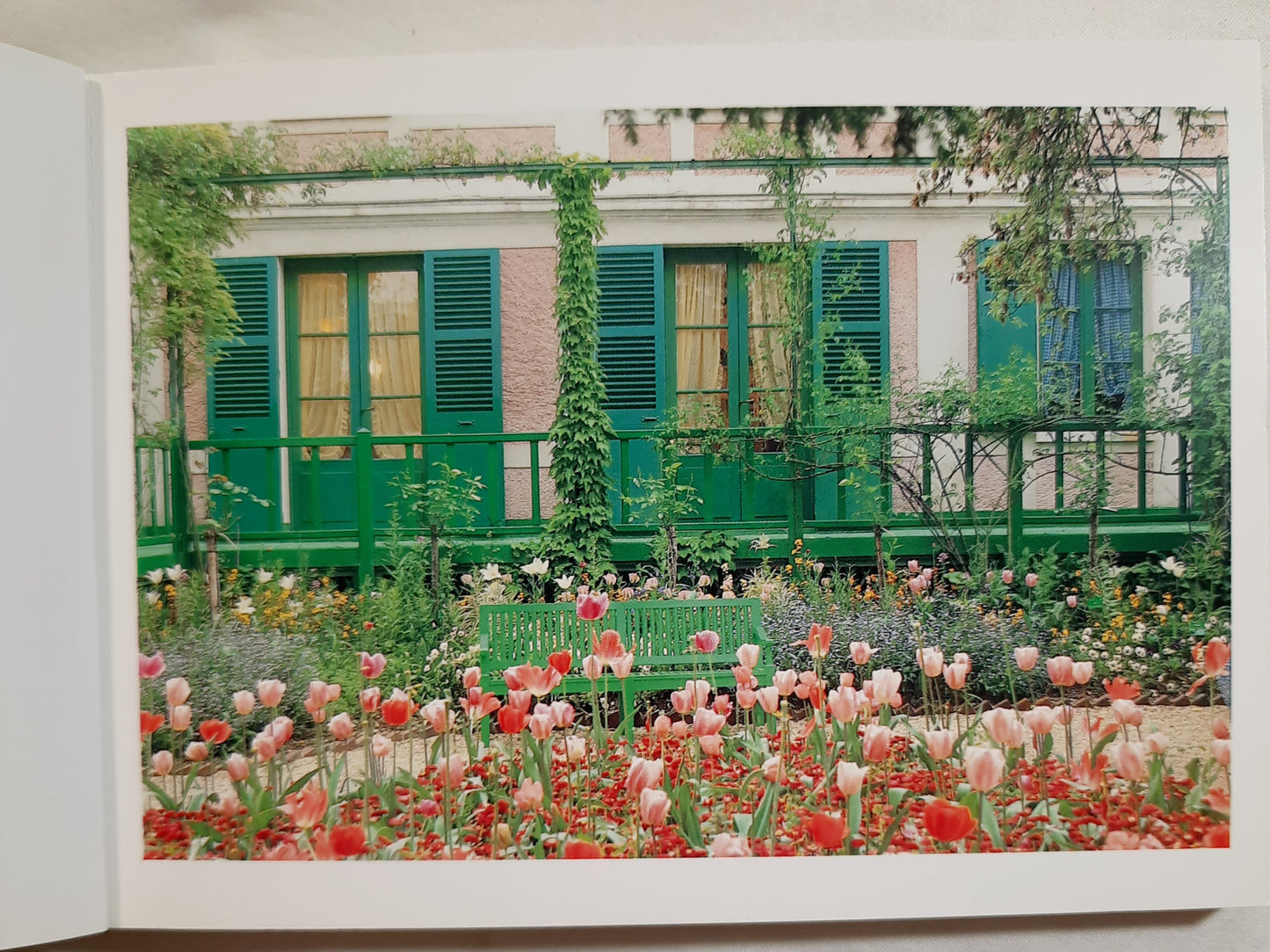 Monet's Gardens at Giverny: A Book of Postcards by Elizabeth Murray (Very good, 1990, Pbk, 30 pages, Pomegranate Artbooks)