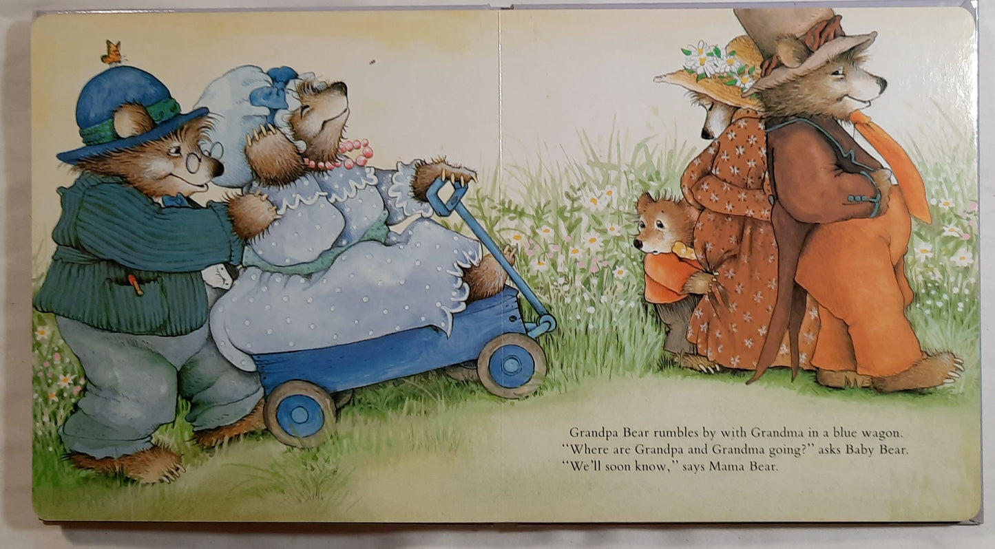 Baby Bear's Surprise by Cyndy Szekeres (Very Good, 1984, Board Book, 14 pages, Western Publishing Co.)