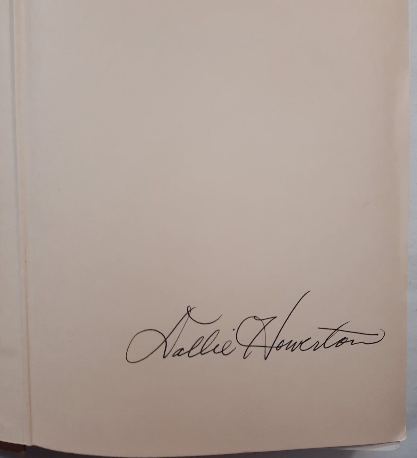 Founding Mothers: The Women Who Raised Our Nation by Cokie Roberts (Acceptable, HC, 2004, William Morrow, 359 pages)