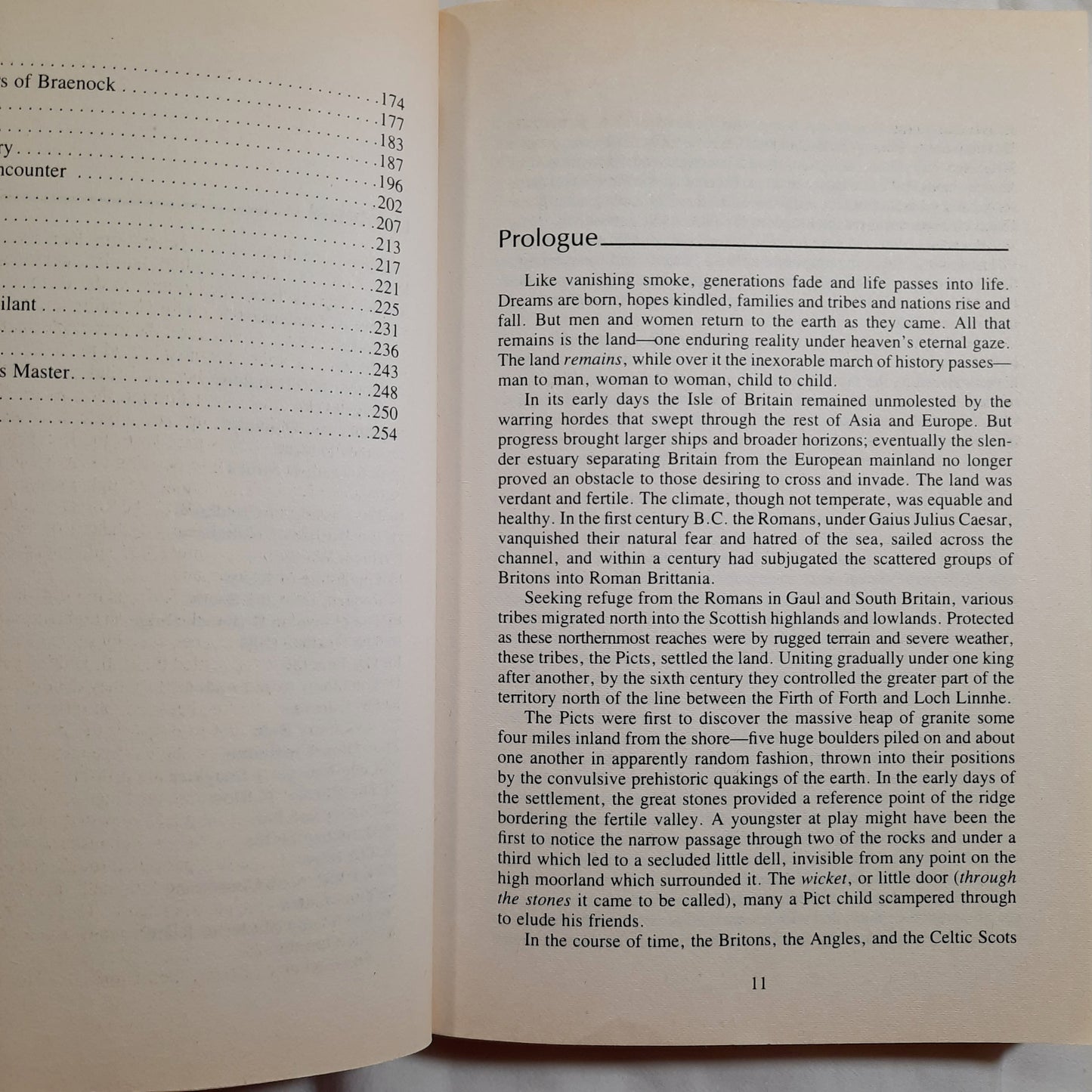 The Heather Hills of Stonewycke #1 by Michael Phillips; Judith Pella (Stonewycke Trilogy, Very good, 1985, Pbk, 255 pages, Bethany House)