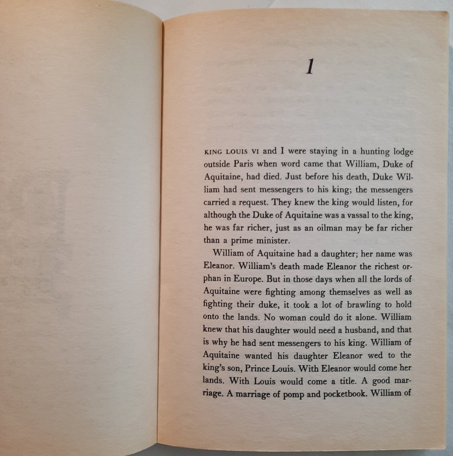 A Proud Taste for Scarlet and Miniver by E.L. Konigsburg (Very Good, 2001, Pbk, 201 pages, Aladdin)