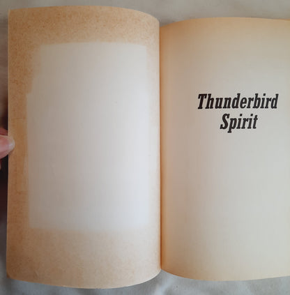 Thunderbird Spirit by Sigmund Brouwer (Lightning on Ice, Good, 1996, Pbk, 118 pages, Word Kids)