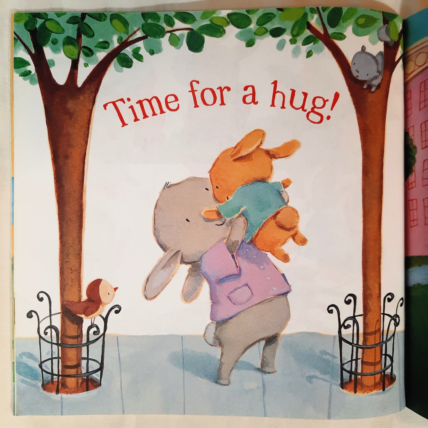 Time for a Hug by Phillis Gershator; Mim Green; David Walker (Good, 2012, Pbk, 24 pages, Scholastic)