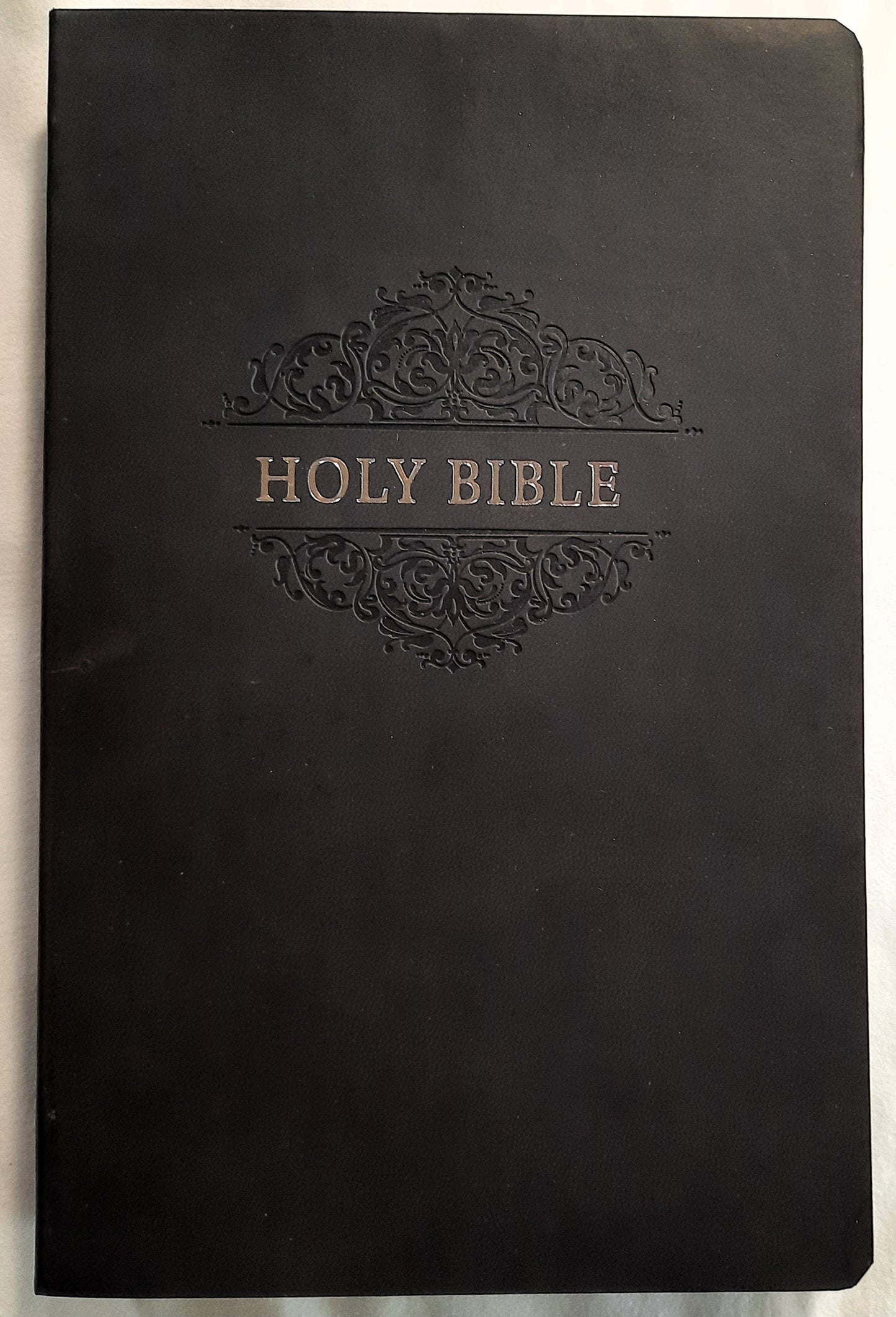 NKJV Comfort Print Holy Bible (New, 2018, Black LeatherSoft, 754 pages, Thomas Nelson)