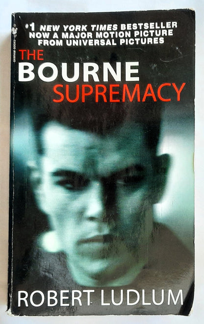 The Bourne Supremacy #2 by Robert Ludlum (Very Good, 2004, Pbk, 646 pages, Bantam Books)