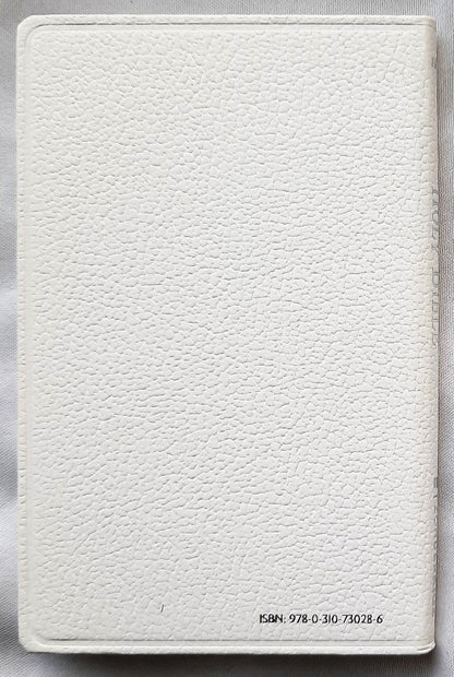 NIV Tiny Testament Boxed Bible White (New, 2012, Leathersoft, 288 pages, Zonderkidz)
