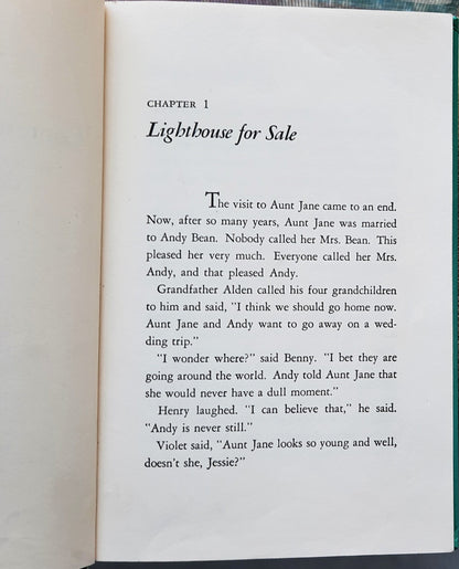 The Lighthouse Mystery by Gertrude Chandler Warner (The Boxcar Children, Very good, 1991, HC, 128 pages, Albert Whitman & Co.)