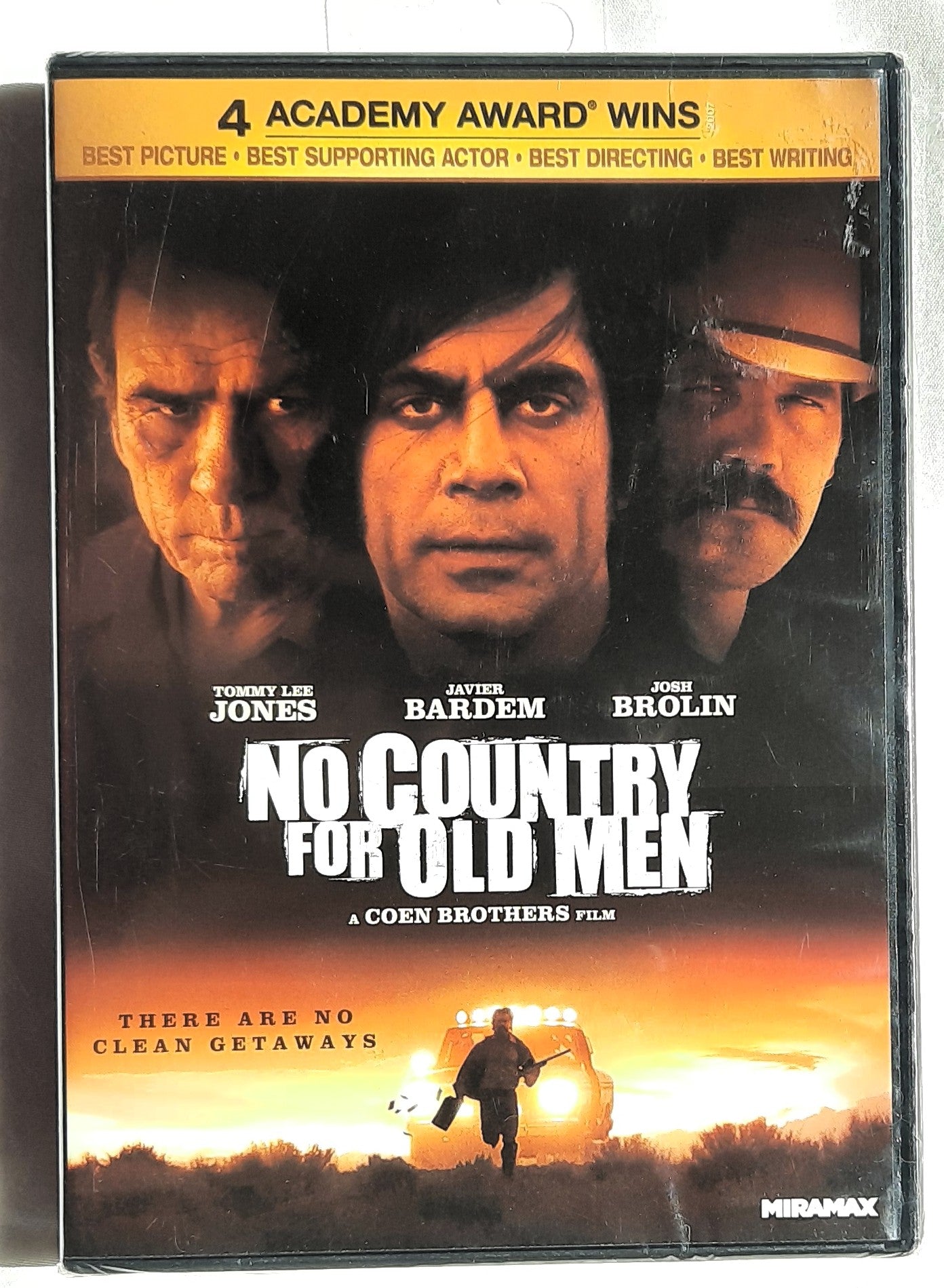 No Country for Old Men by Coen Brothers (New, Rated R, 2007, Paramount Movies)