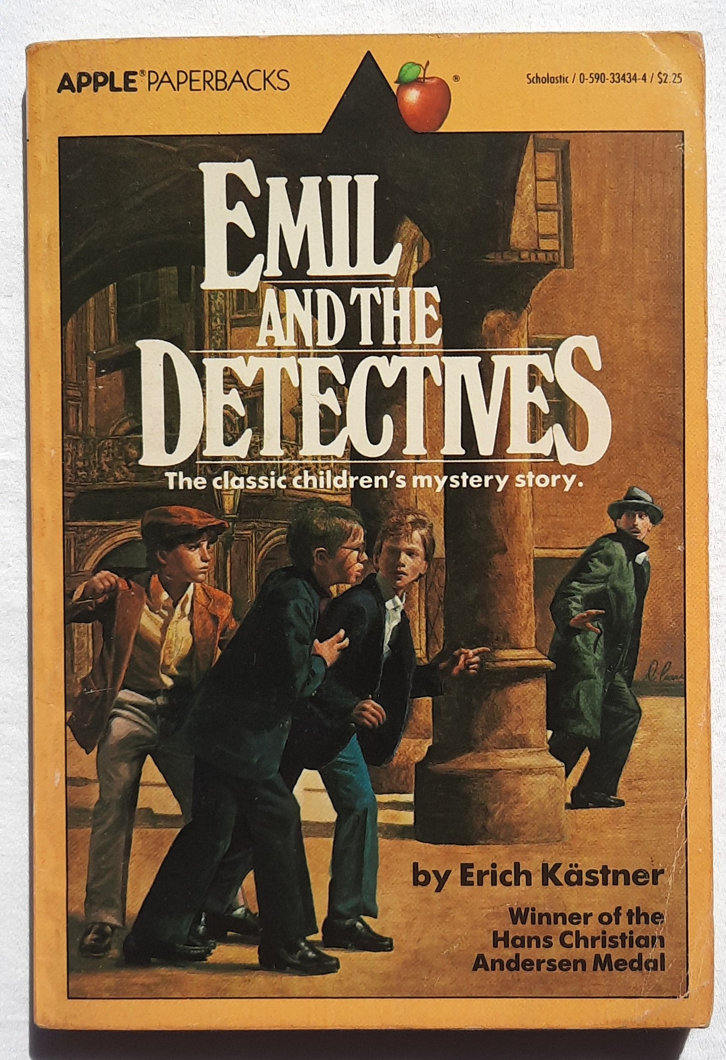 Emil und die Detektive von Erich Kästner (Gut, 1985, Taschenbuch, 160 Seiten, Scholastic)