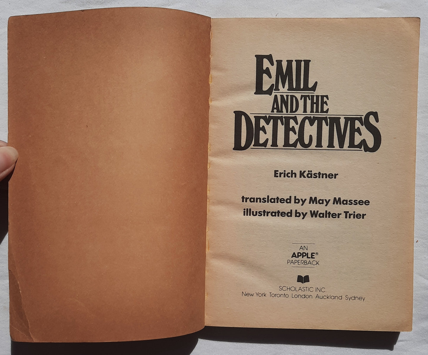 Emil und die Detektive von Erich Kästner (Gut, 1985, Taschenbuch, 160 Seiten, Scholastic)