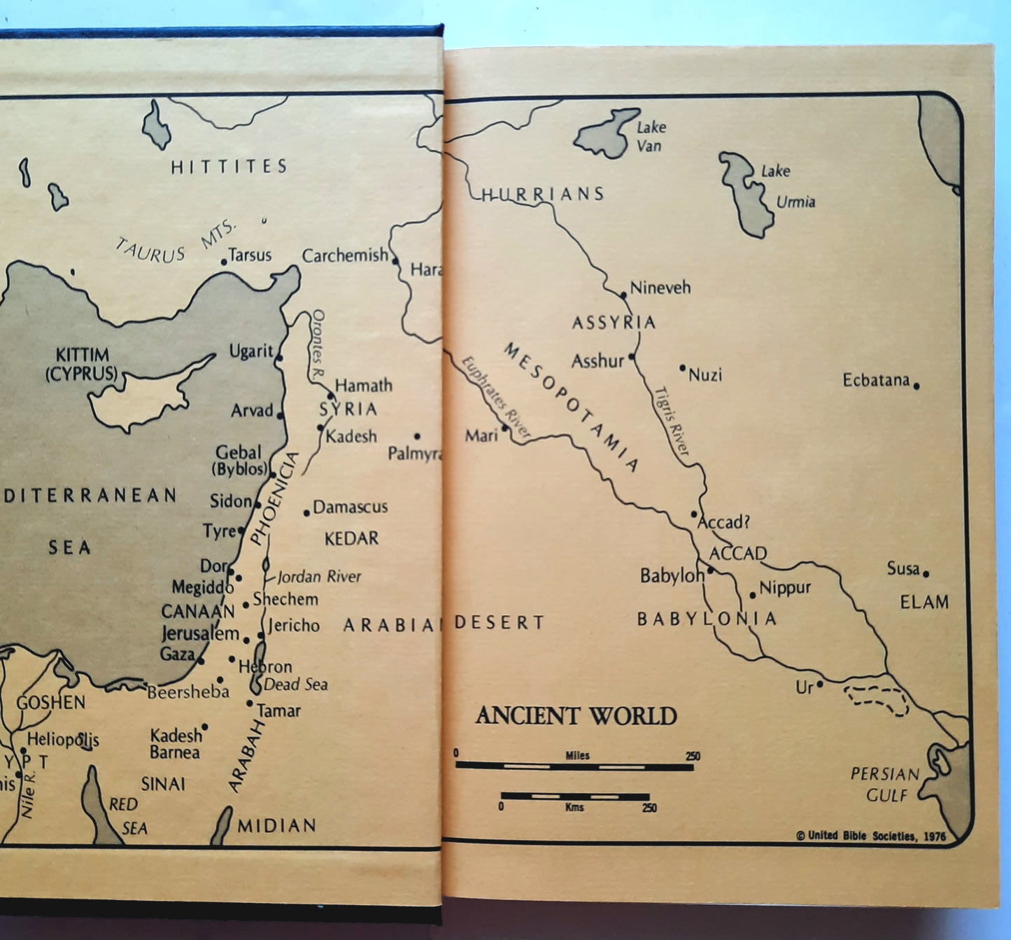 TEV Good News Bible (Today's English Version, Very good, 1982, HC, 412 pages, American Bible Society)