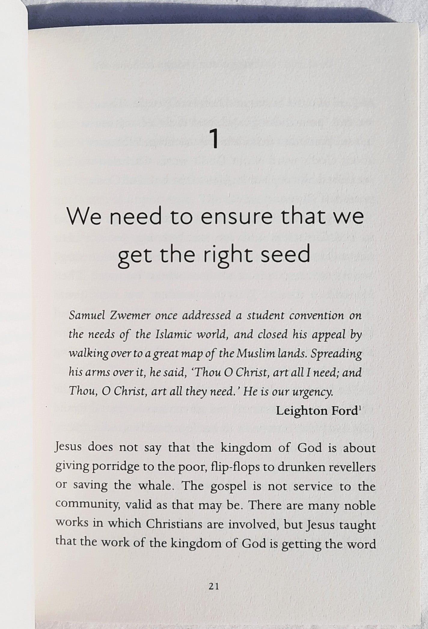 Evangelistic Living: Sharing the Gospel Day by Day by Roger Carswell (New, 2020, Pbk, 96 pages, 10Publishing)