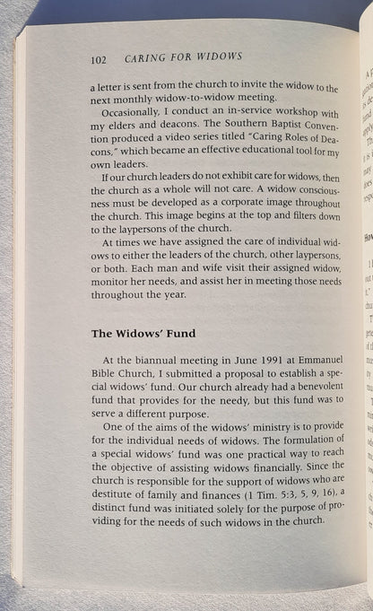 Caring for Widows: You and Your Church Can Make a Difference by Wesley Teterud (Good, 1994, Pbk, 128 pages, Baker Books)gs)