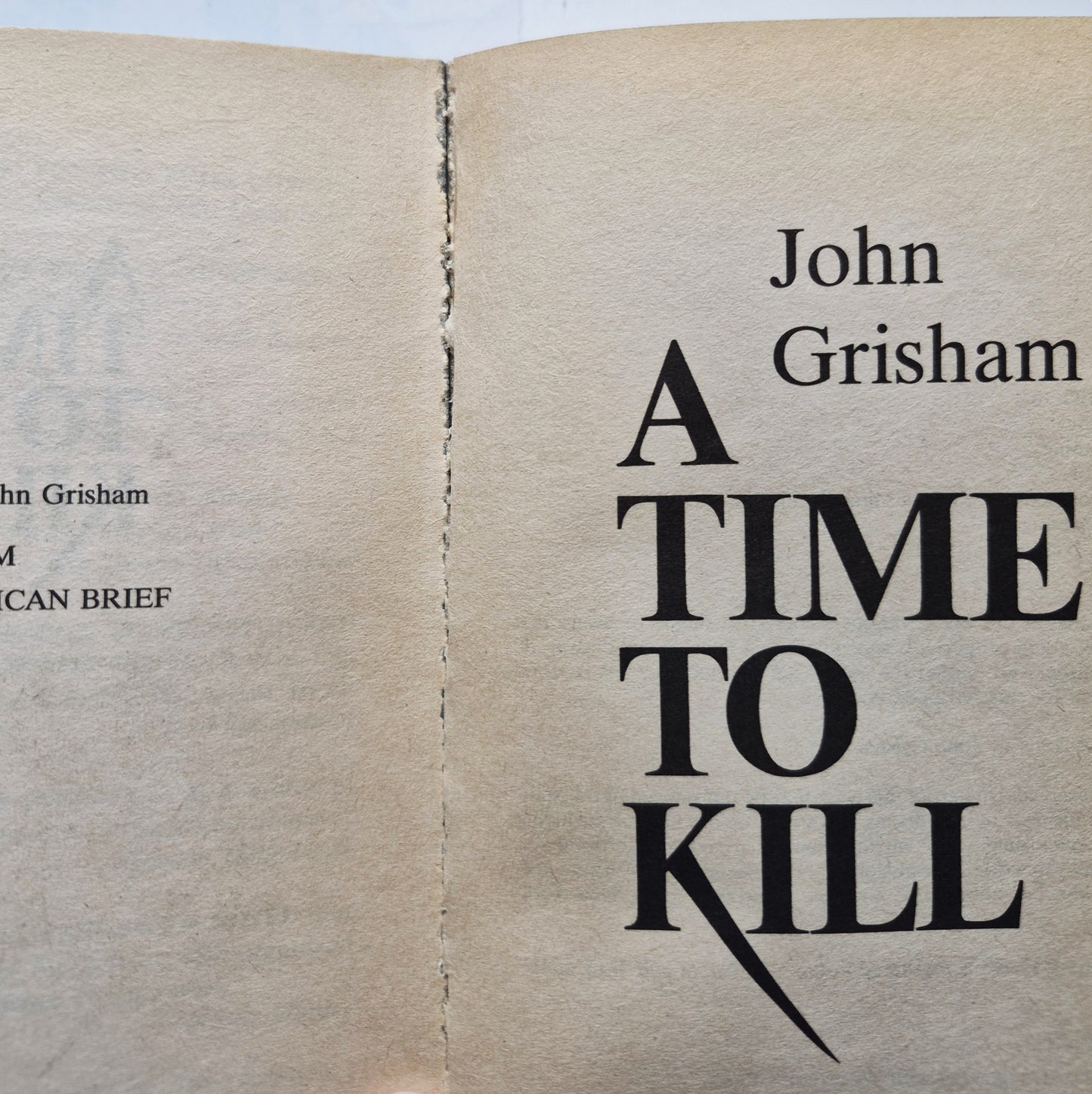Die Jury by John Grisham (Jake Brigance #1, Gut, 1995, TB, 515 Seiten, Island Books)