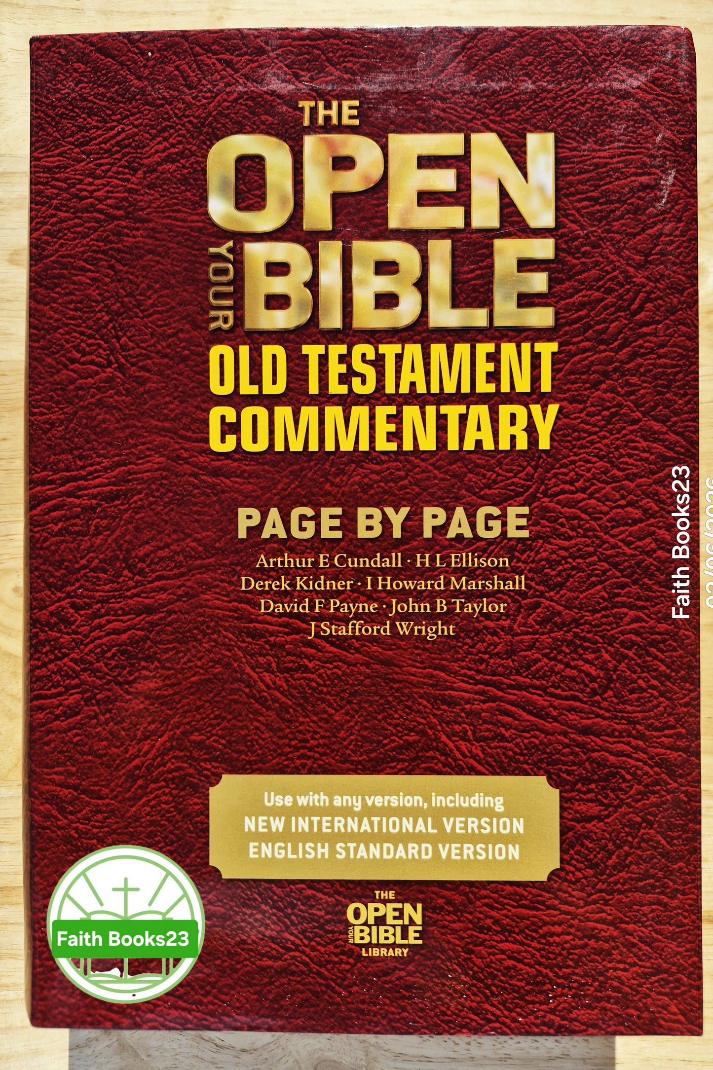 The Open Your Bible Old Testament Commentary herausgegeben von Martin Manser (Neu, 2013, Taschenbuch, 1040 Seiten, Creative4 International)