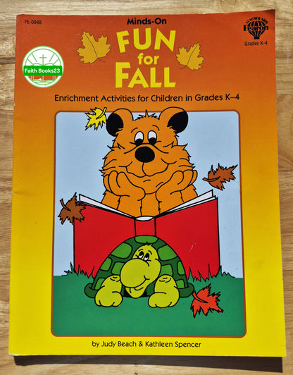Minds-On Fun for Fall von Judy Beach; Kathleen Spencer (Sehr gut, 1992, Taschenbuch, 96 Seiten, Fearon Teacher Aids)