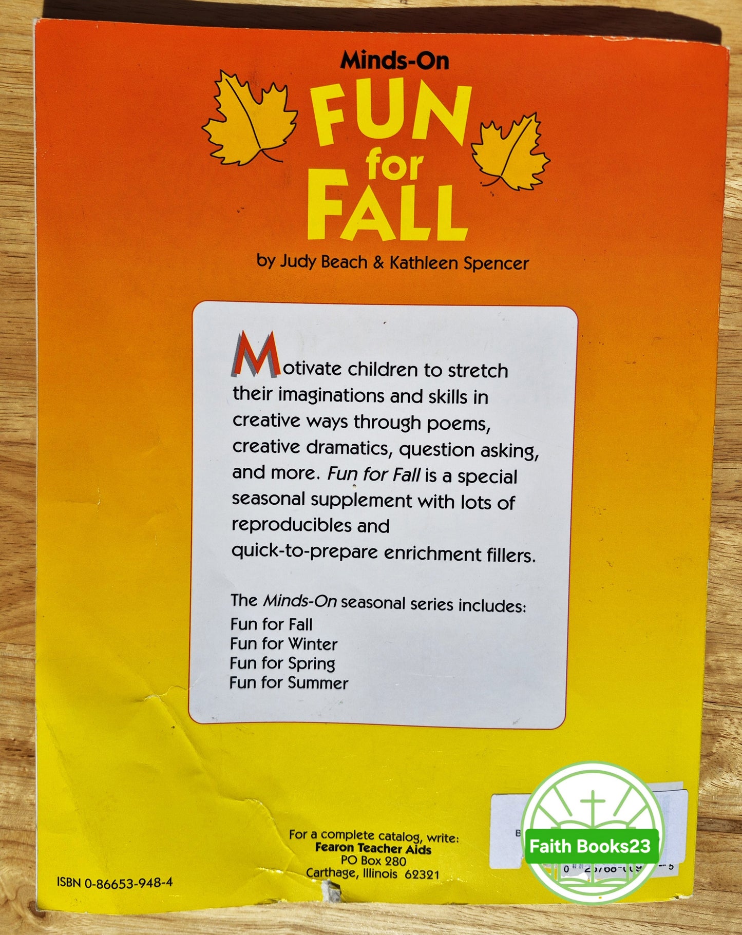 Minds-On Fun for Fall von Judy Beach; Kathleen Spencer (Sehr gut, 1992, Taschenbuch, 96 Seiten, Fearon Teacher Aids)