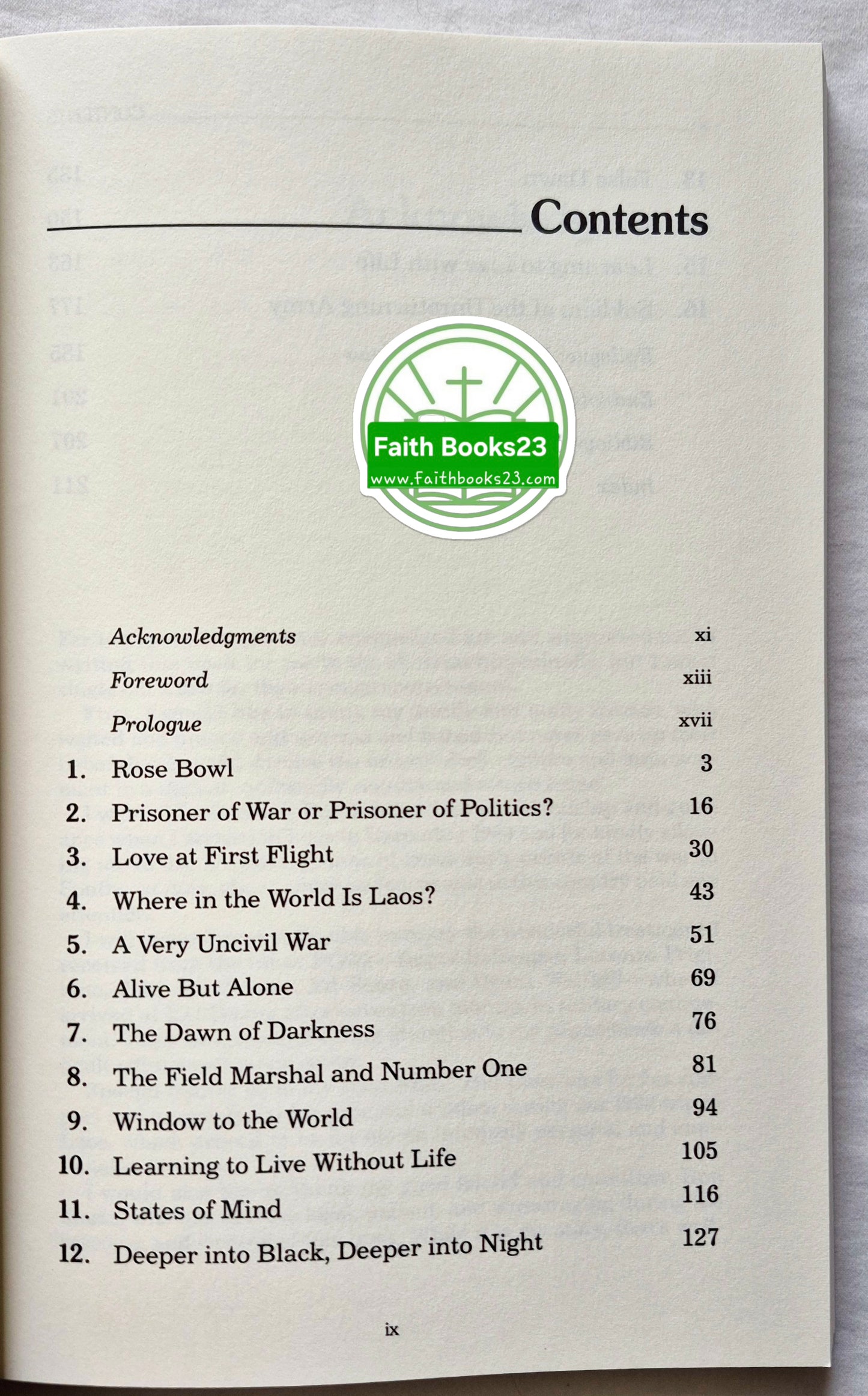 Solitary Survivor: The First American POW in Southeast Asia von Col. Lawrence R. Baily, Jr. (Ret.); Ron Martz (Sehr gut, 2003, Taschenbuch, 216 S., Brassey's Inc.)