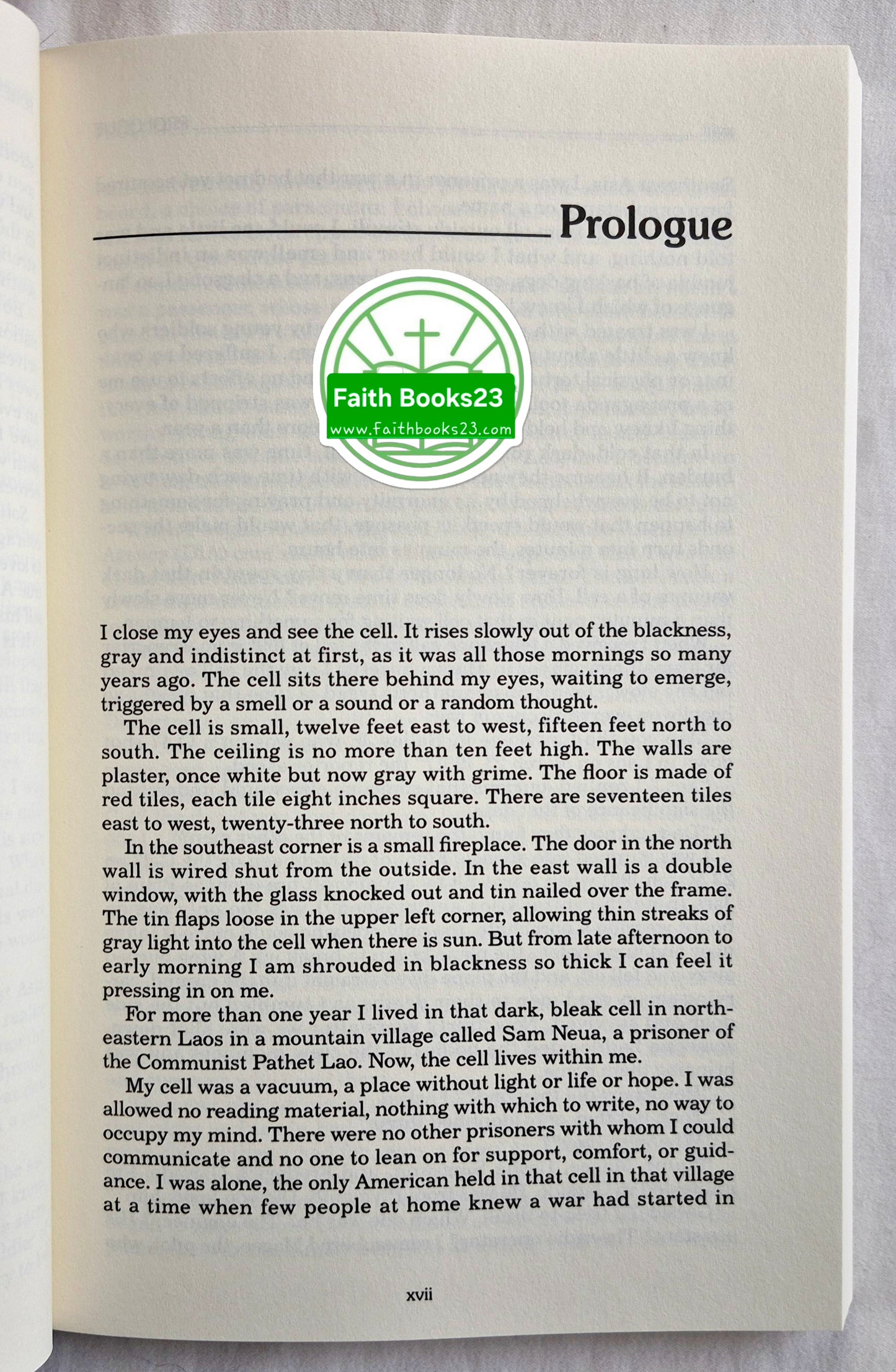 Solitary Survivor: The First American POW in Southeast Asia von Col. Lawrence R. Baily, Jr. (Ret.); Ron Martz (Sehr gut, 2003, Taschenbuch, 216 S., Brassey's Inc.)