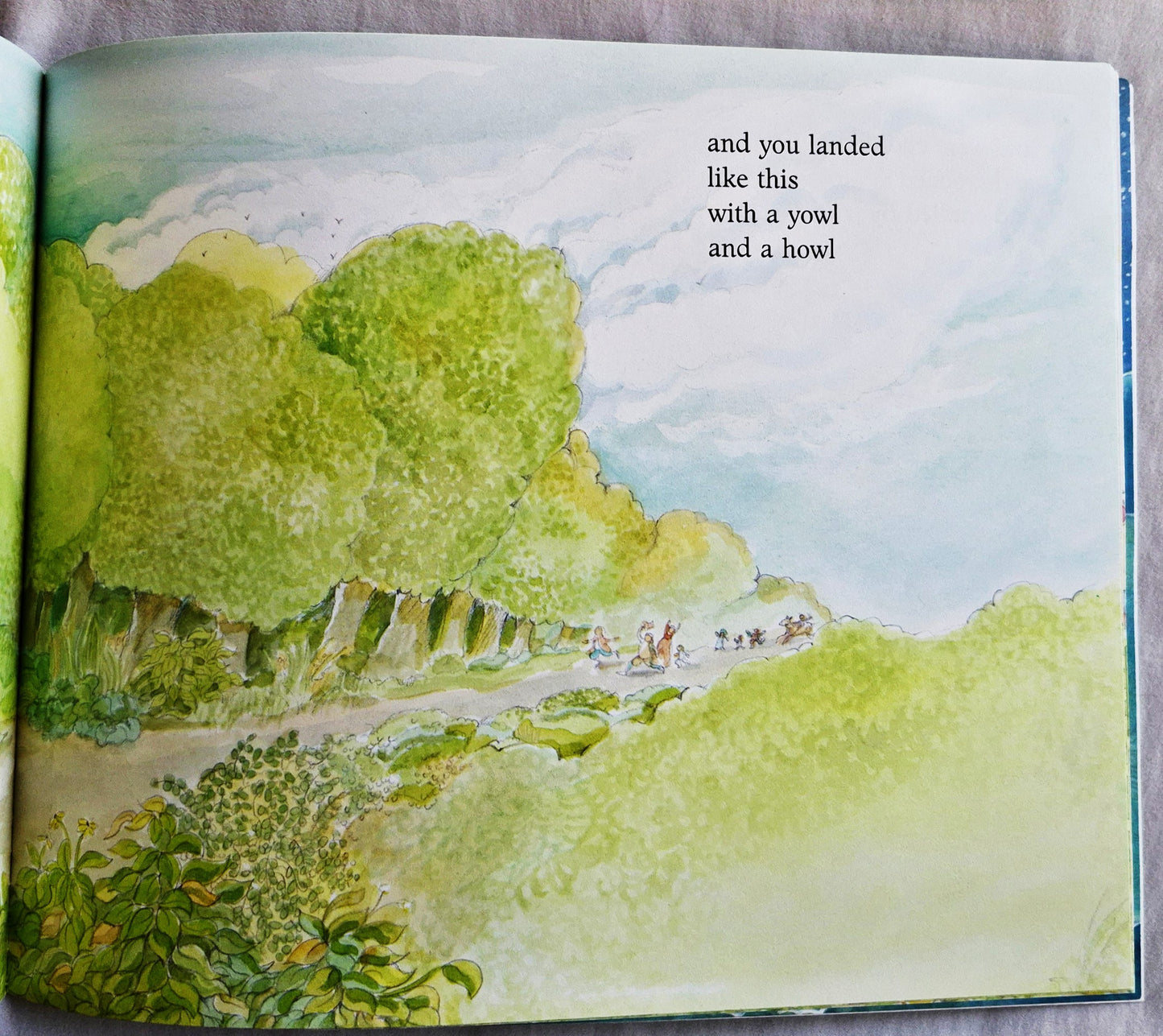 Three in a Balloon von Sarah Wilson (Sehr gut, 1990, Taschenbuch, 38 S., Scholastic)