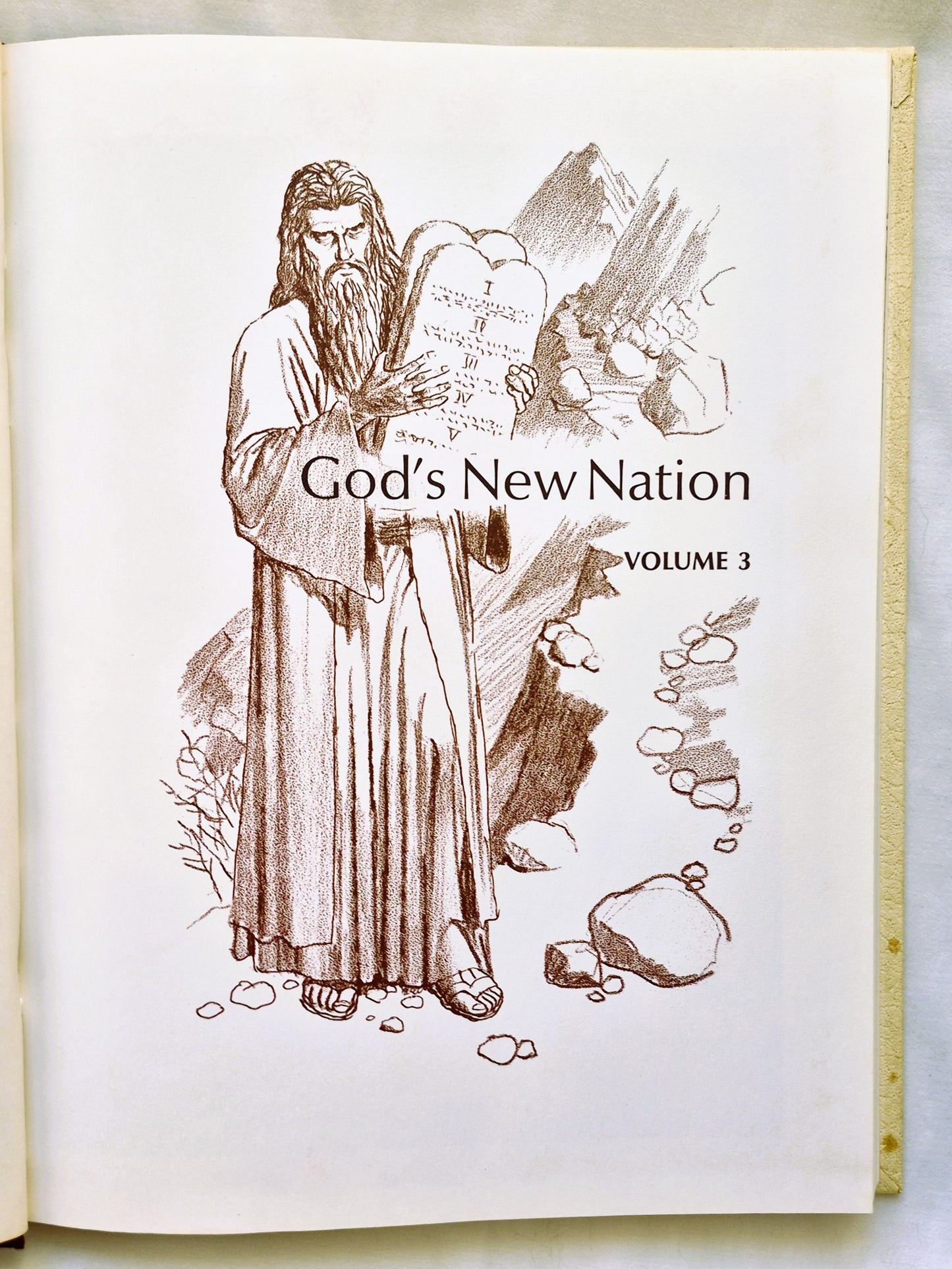 Family Bible Library Bd. 3: God's New Nation Herausgeber V. Gilbert Beers (Sehr gut, 1971, HC, 192 S. The Southwestern Co.)