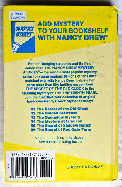 The Clue in the Crumbling Wall von Carolyn Keene (Sehr gut, 2001, gebunden, 181 Seiten, Grosset & Dunlap)