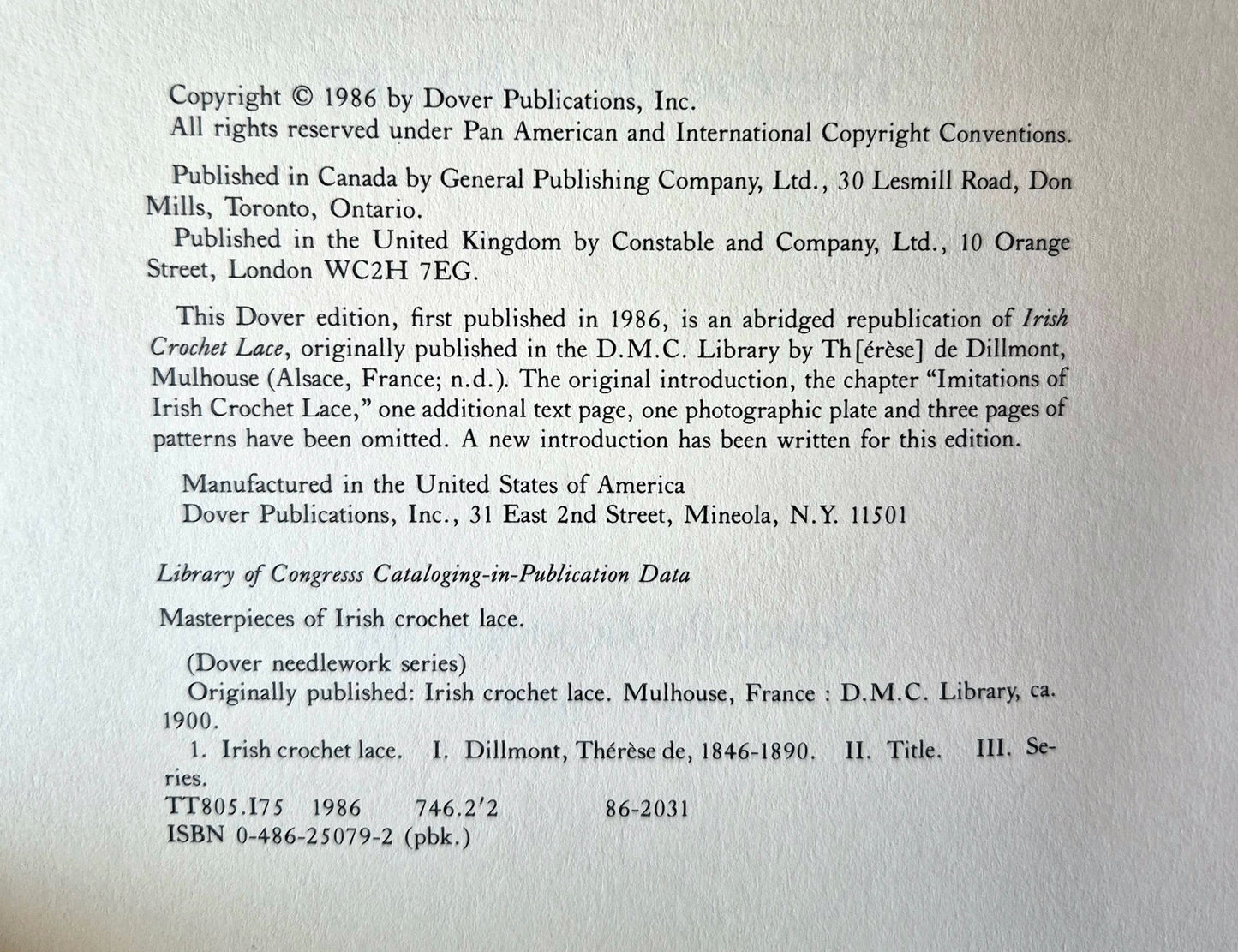 Masterpieces of Irish Crochet Lace: Techniques, Patterns, Instructions von Therese de Dillmont (Sehr gut, 1986, Taschenbuch, 63 Seiten, Dover)