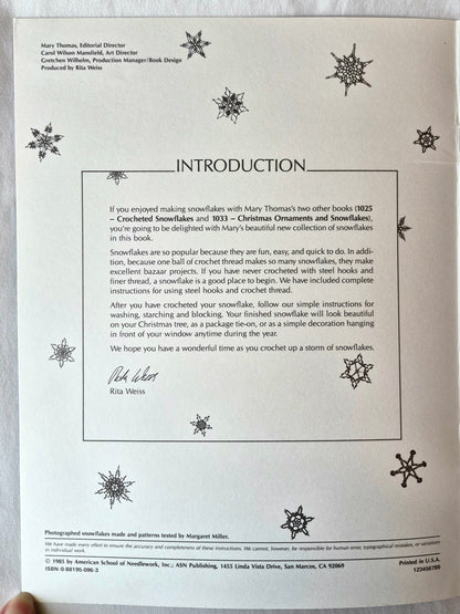 More Snowflakes in Crochet Thread by Mary Thomas (Sehr gut, 1985, Broschiert, 17 Seiten, American School of Needlework)
