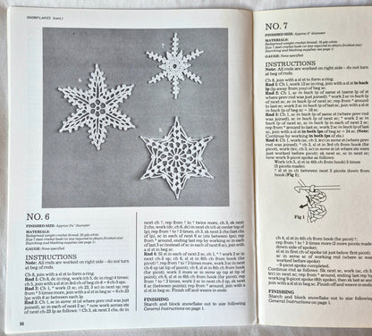 Weihnachtsornamente & Schneeflocken aus Häkelgarn von Mary Thomas (Sehr gut, 1984, Pbk, 17 Seiten, American School of Needlework)